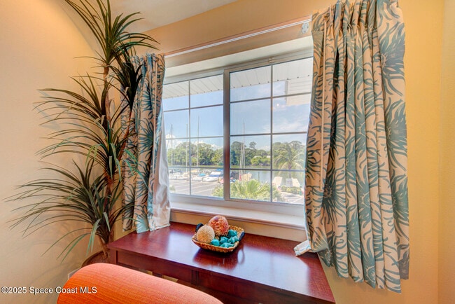 Building Photo - 104 Parrotfish Ln