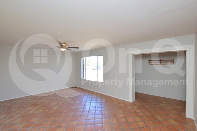 Building Photo - 1623 E Palmcroft Dr