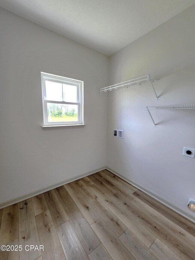 Building Photo - 3545 Mill Point Cove
