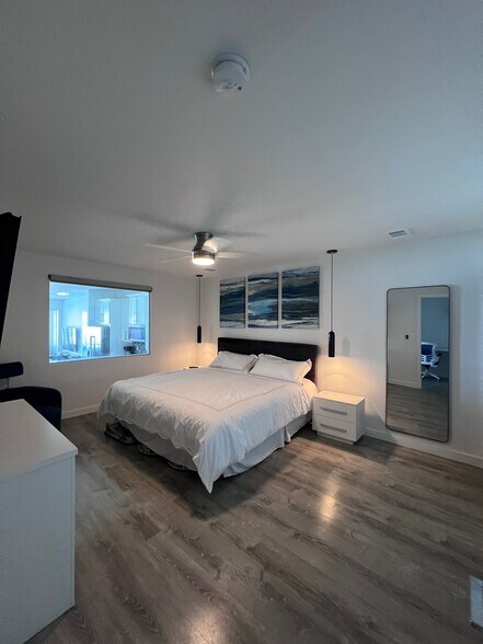 Building Photo - 5411 Gulf Dr