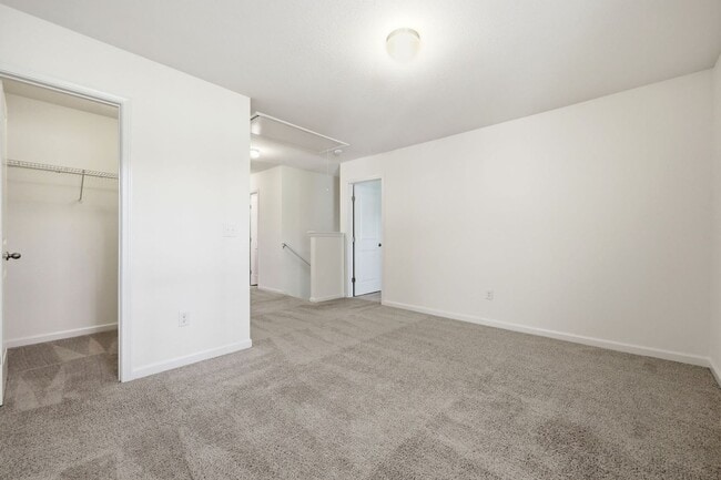 Building Photo - 448 Botanical Ct