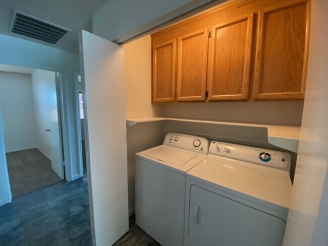Building Photo - 9099 Generations Dr