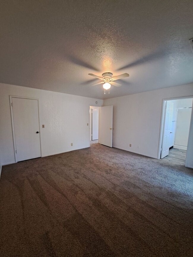 Building Photo - RENT REDUCE & MOVE IN SPECIAL: HALF OFF THE 1ST MONTH'S RENT - Spacious 3-Bedroom Home Steps from...