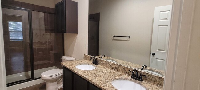 Building Photo - 3/2 in New Braunfels