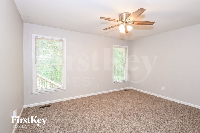 Building Photo - 155 Sweetwater Creek Cove
