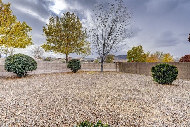 Building Photo - 3 bedroom, 2 bathroom Townhome in Granville