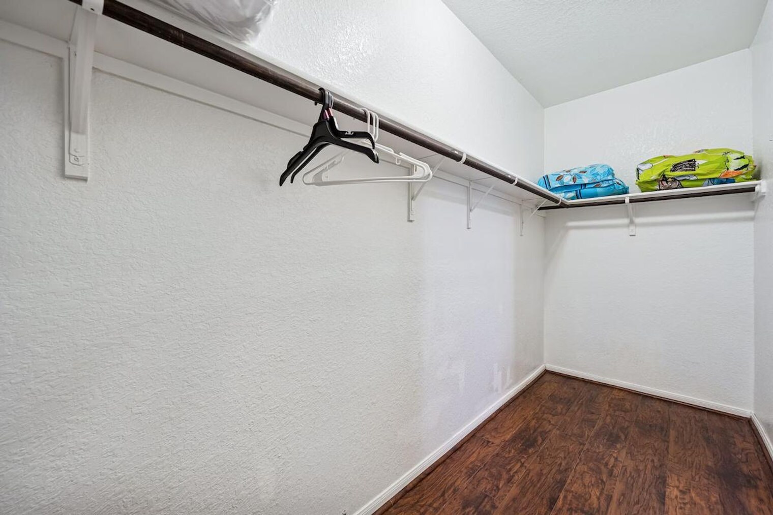 Building Photo - 3204 Ortman Dr