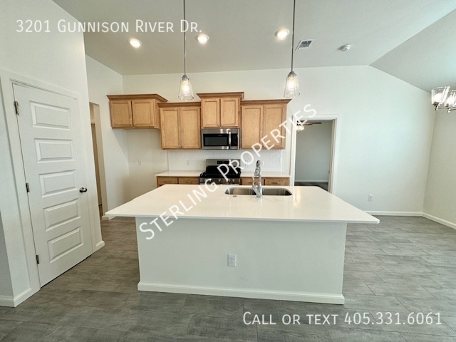 Building Photo - 3201 Gunnison River Dr