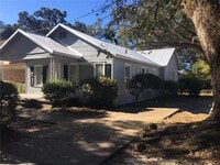 Building Photo - 423 Devon Dr