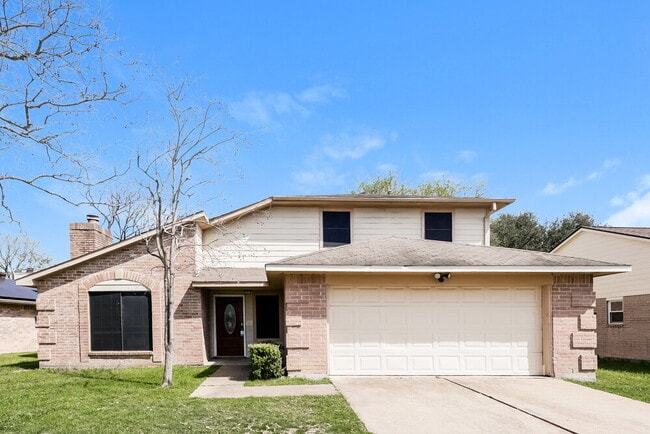 Building Photo - 19834 Packwood Dr