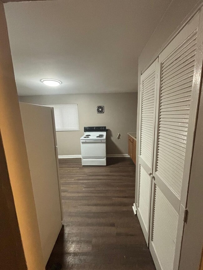 Building Photo - 3717 Beulah Rd