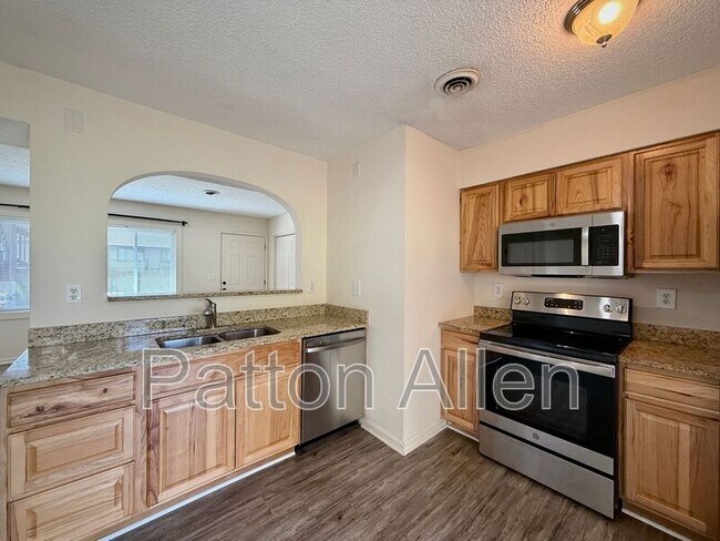 Building Photo - 23 Dawnwood Cir