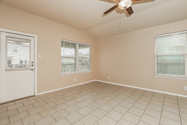Building Photo - "Charming 4-Bed Sanctuary on Live Oak Pass with Modern Granite Finishes!"