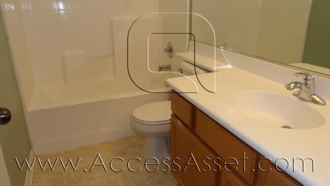 Building Photo - Stunning 3 Bed/ 2.5Bath Beaumont Home!