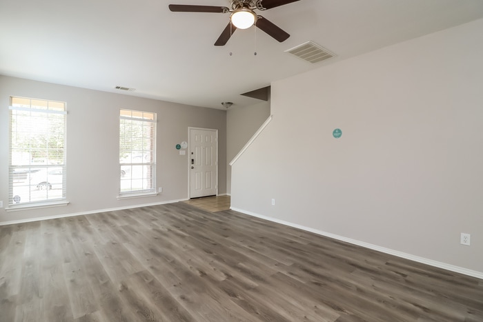 Building Photo - 1025 Maidenhair Ln