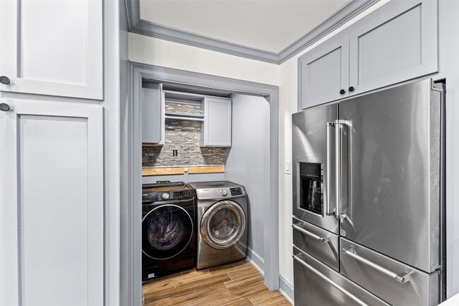 Building Photo - 515 Foxglove Ln