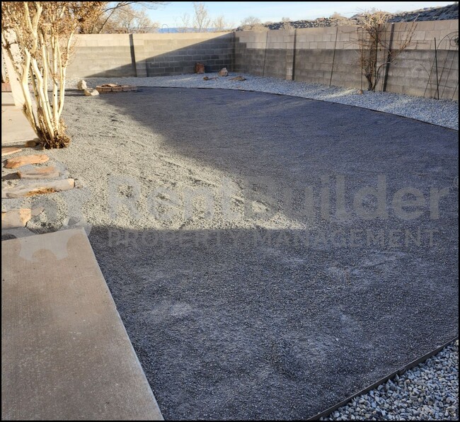 Building Photo - !!!NEW LOW MAINTENANCE LANDSCAPING!!!