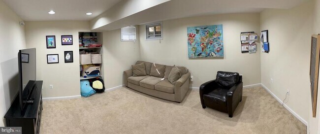 Building Photo - 46812 Backwater Dr