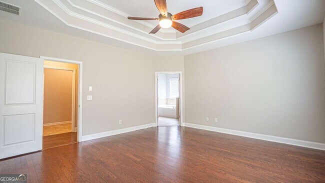 Building Photo - 3731 Ivy Lawn Dr NE