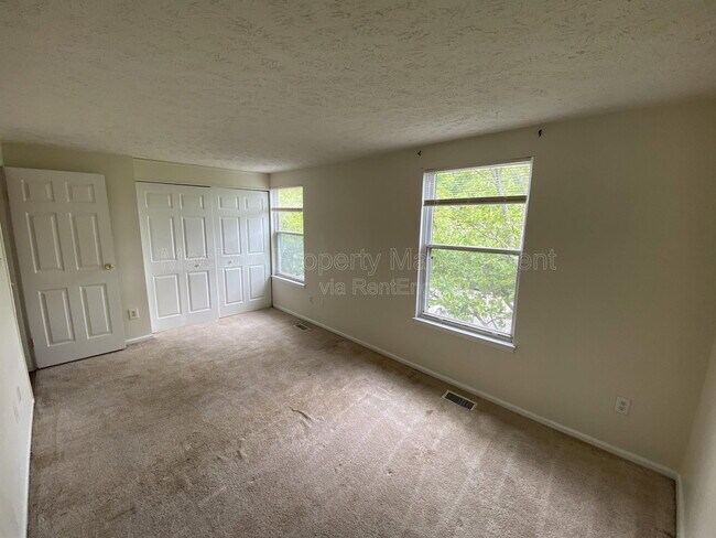 Building Photo - 4749 Hedrick Ln