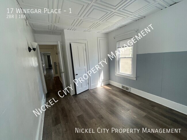 Building Photo - 17 Winegar Pl