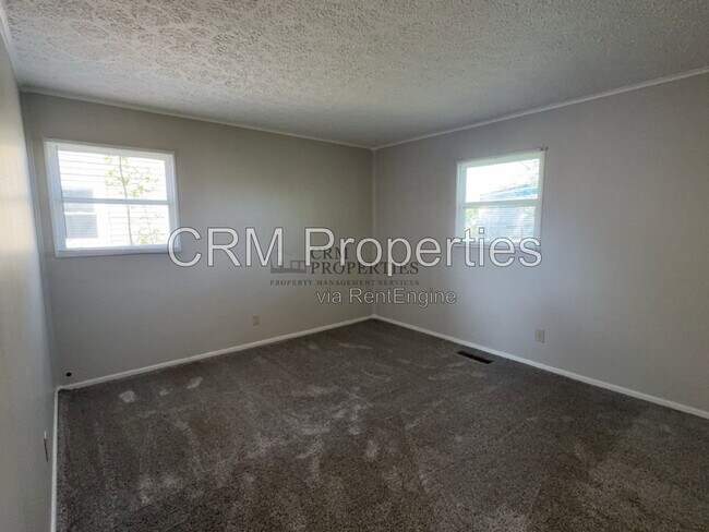 Building Photo - 5001 Arrowhead Blvd