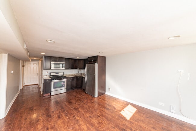 Building Photo - 5344 W Eddy St