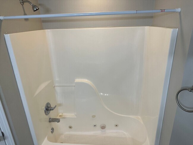 Building Photo - 3-Bedroom, 2-Bathroom Split floor plan Home for Rent in Austin, AR – Available April 2026