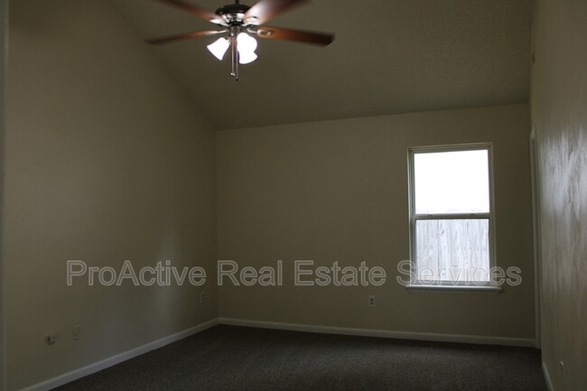 Building Photo - 965 Banyan Dr