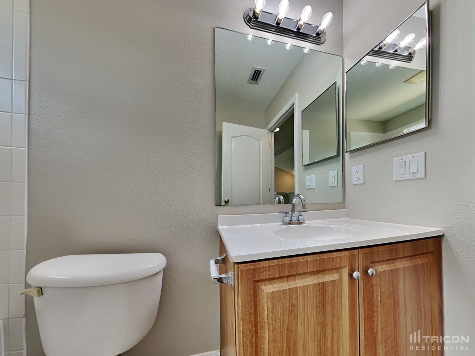 Building Photo - 9346 Black Thorn Loop