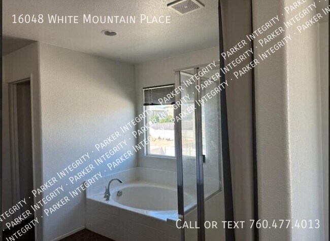 Building Photo - 16048 White Mountain Pl