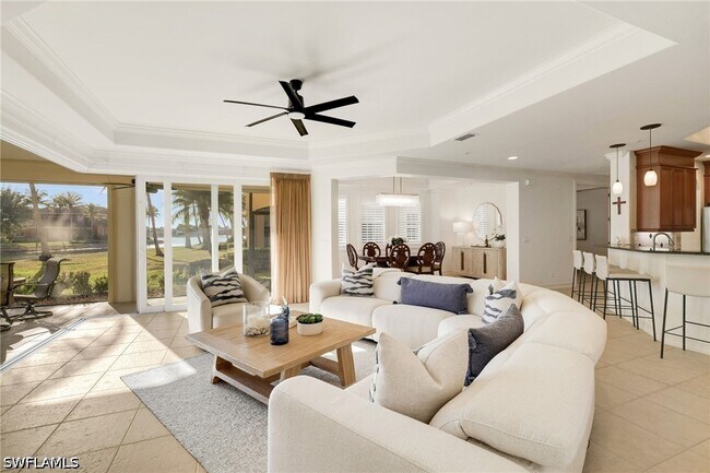 Building Photo - 10821 Vivaldi Ct