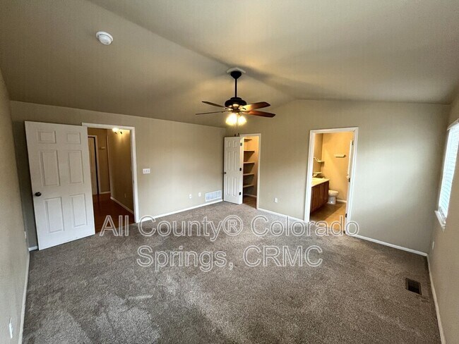 Building Photo - 7803 Guinness Way