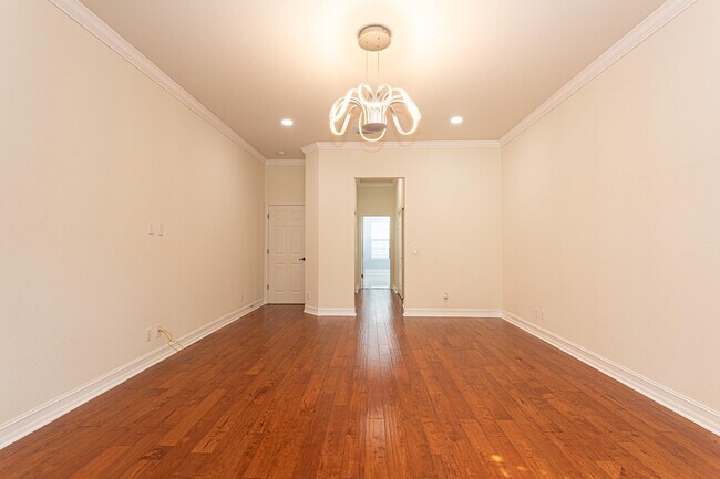 Building Photo - 3352 Siena Cir