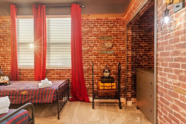 Building Photo - 581 Drop Shot Dr