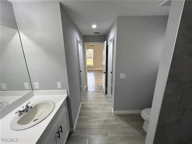 Building Photo - 776 Cashmere Ave