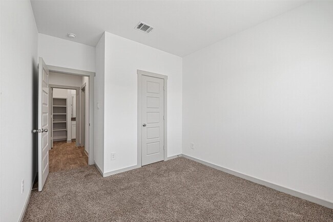 Building Photo - 1322 Truckee River Dr