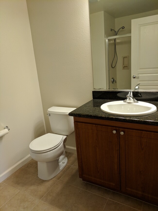 Second bathroom - 1883 Agnew Rd