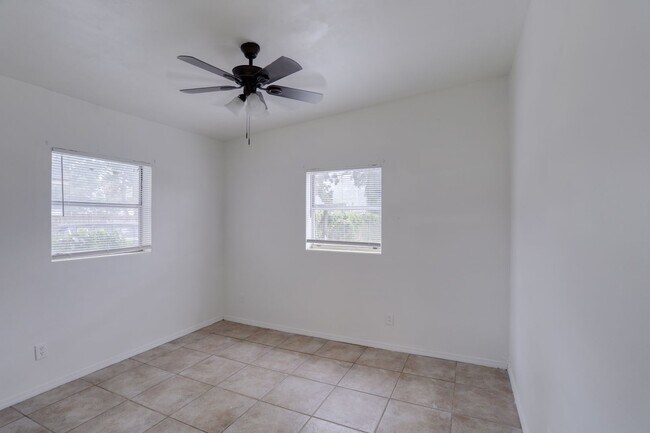 Building Photo - 7608 Simms Ave