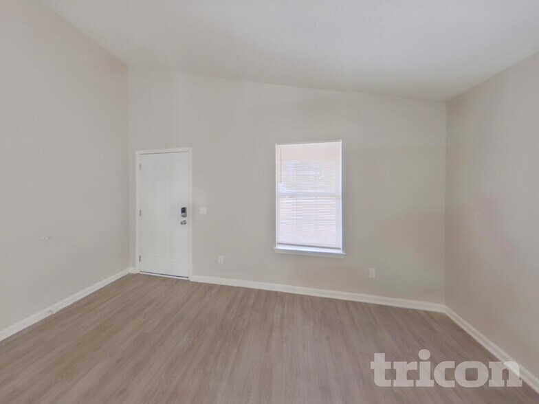 Building Photo - 22 Crimson Ct