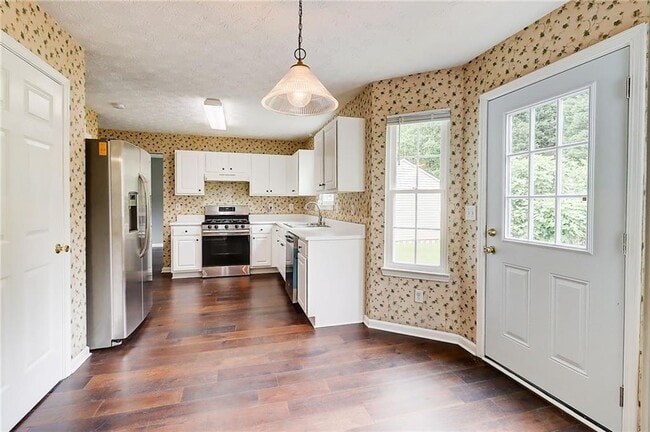 Building Photo - 1061 Chase Creek Ct