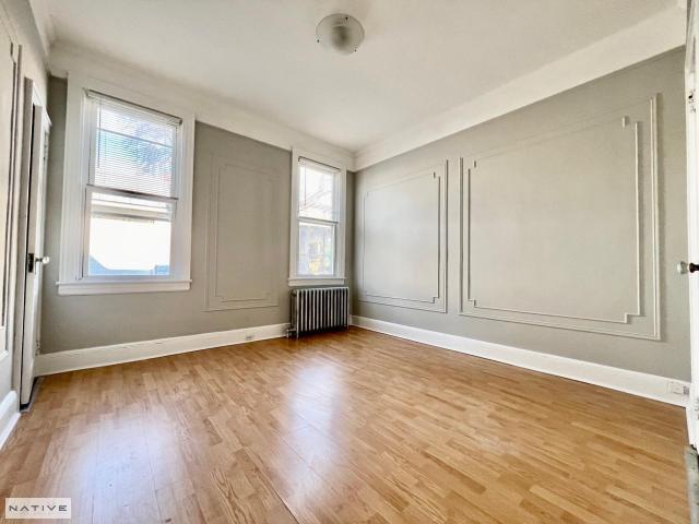 Building Photo - 1 bedroom in MASPETH NY 11378