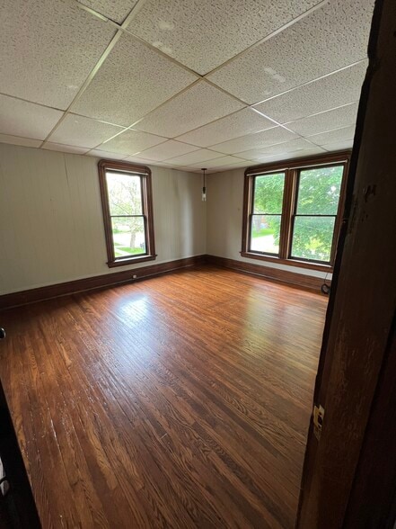 Building Photo - 118 E Chemung Pl