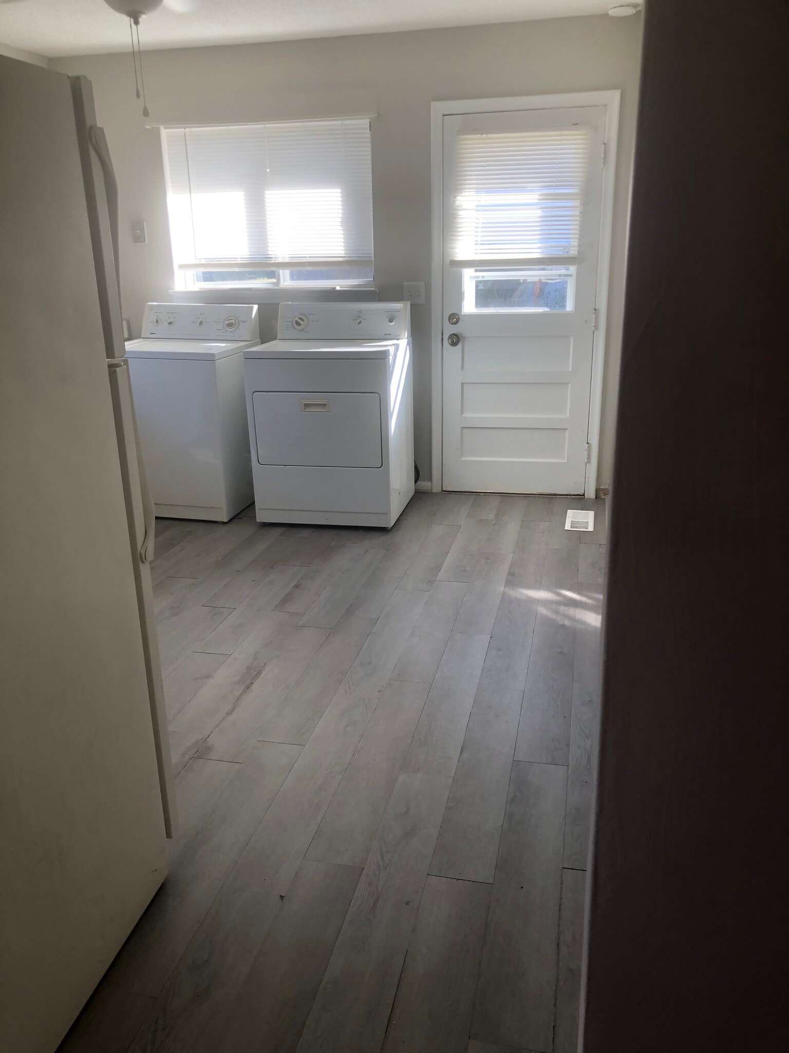 Building Photo - 104 Santeelah St