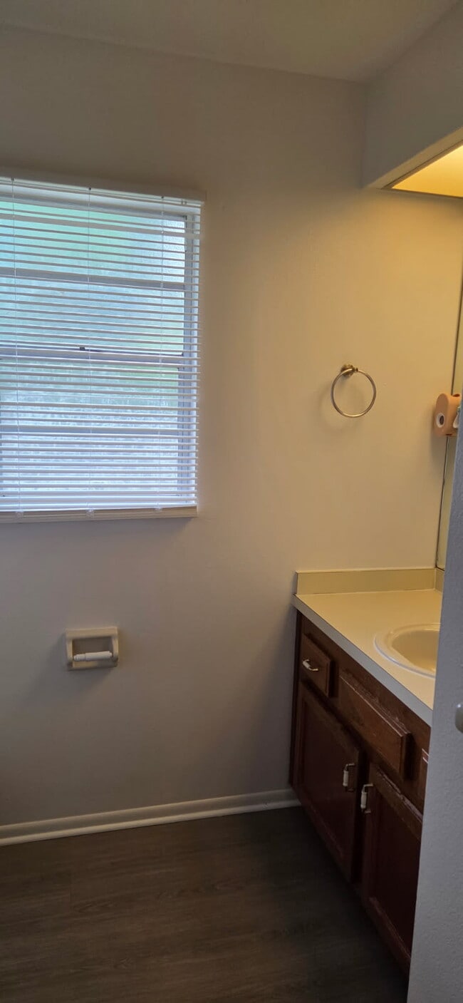 Building Photo - 6805 Bonavista Ct