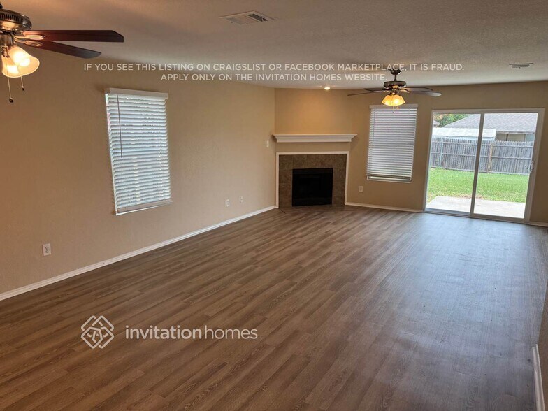 Building Photo - 7160 Little Mohican Dr