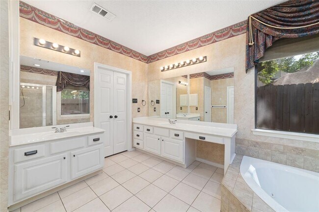 Building Photo - 5314 Wild Blackberry Dr