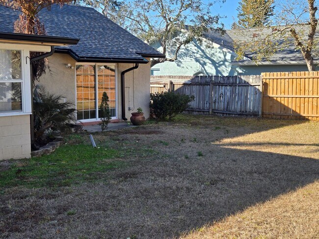 Building Photo - Beautful Home