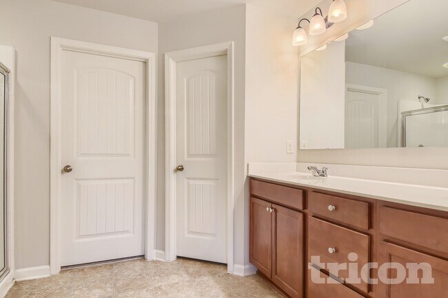 Building Photo - 345 Sand Bay Dr SW