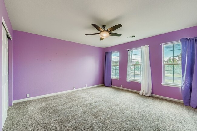 Building Photo - 2647 Gray Wolf Loop
